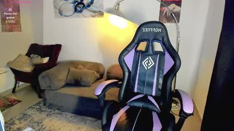 maximiliano_scoott_ online show from April 13, 3:11 am