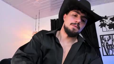 Maximo online show from November 19, 5:07 am