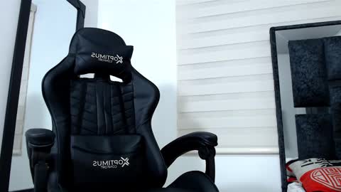 Maximo Sebastian online show from February 10, 1:57 am