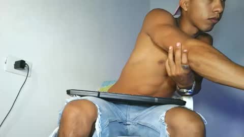 Maximo Aron Vega online show from March 24, 10:49 pm