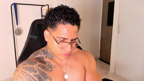 Maximoscott online show from November 14, 12:02 am