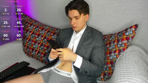 Max online show from January 26, 9:40 am