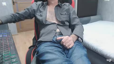 maximus3334 online show from November 28, 10:22 am