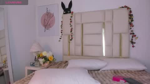 Valentina online show from January 8, 7:20 pm