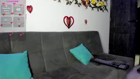 Max online show from February 5, 4:27 am