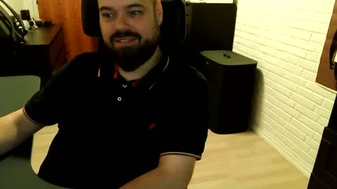 Max online show from August 10, 7:13 am