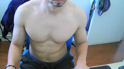 maxxxy99 online show from December 6, 4:22 pm