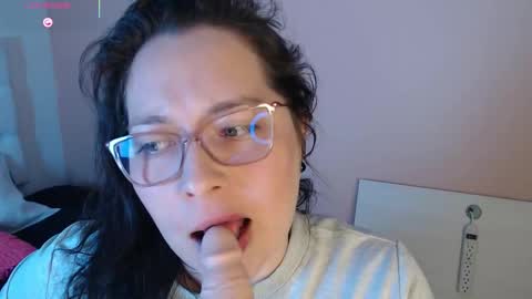 May online show from February 3, 12:51 am