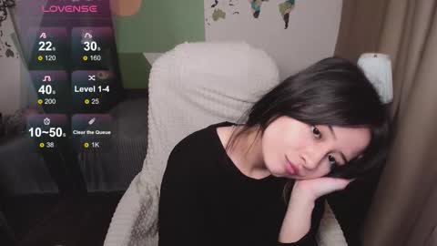 may_lings online show from March 25, 10:05 pm