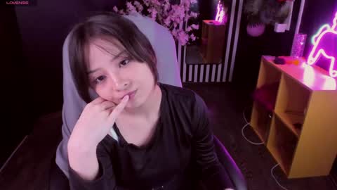 may_lings online show from May 10, 11:27 am