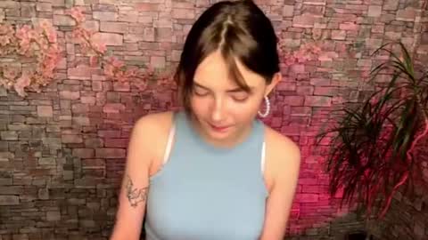 may online show from June 11, 1:09 pm