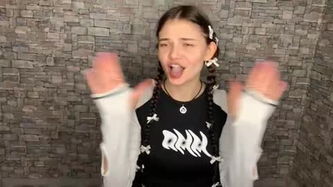 may online show from January 7, 6:35 pm