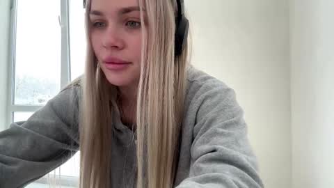 Maya online show from January 16, 10:02 am