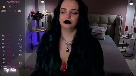 Snapshot of maya_mils chatting on October 6, 1:45 am Maya Mils online show from October 6, 1:45 am