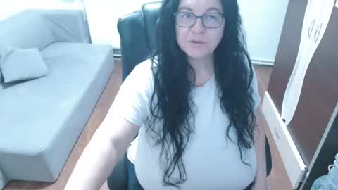 Maya online show from March 27, 5:02 am