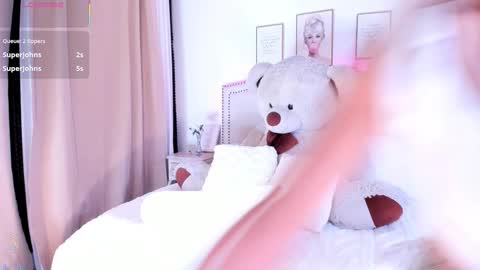 Mayajhons online show from January 15, 1:09 pm