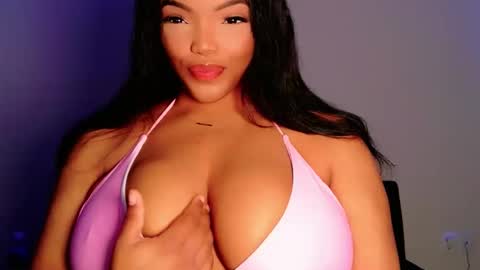 MayBabi online show from March 13, 11:46 am