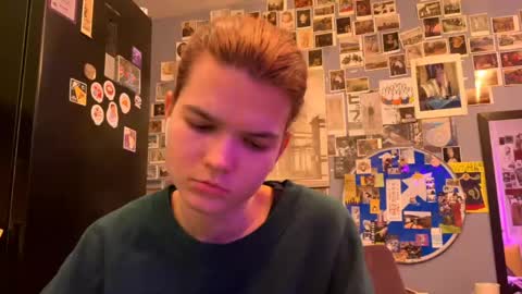 Rose online show from March 21, 8:24 pm