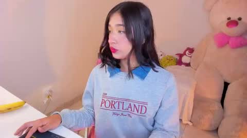 may online show from February 19, 10:31 pm