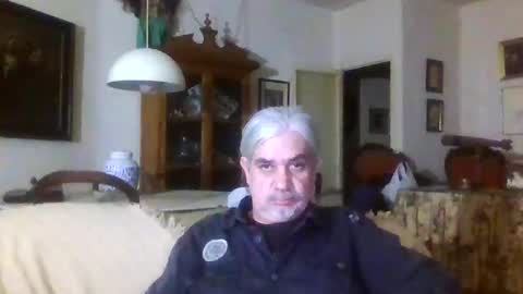 Manu online show from January 2, 7:18 pm
