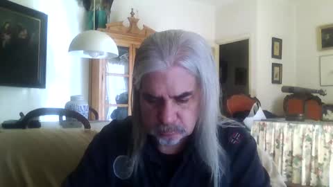 Manu online show from January 2, 12:24 pm