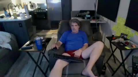 me_him_us_them online show from February 20, 1:38 am