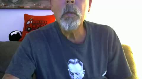 me at home online show from November 30, 3:08 pm