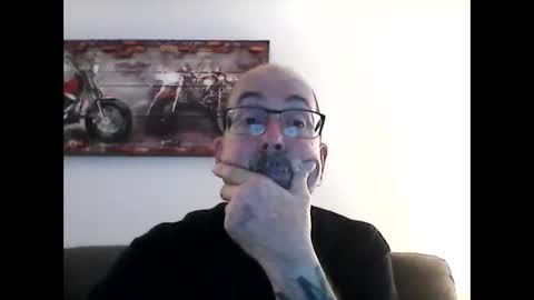 me at home online show from February 21, 10:26 pm