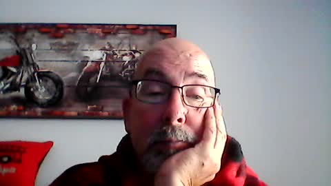 me at home online show from July 26, 1:52 pm