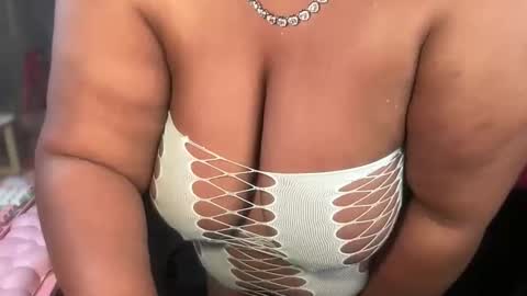 Southern Peach online show from March 17, 7:30 pm