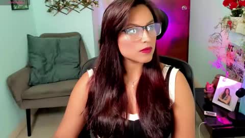 megaan_fooxxx online show from February 2, 1:52 pm