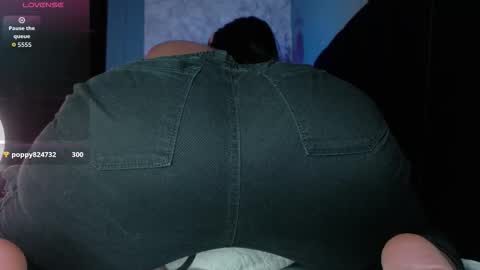 Snapshot of megan_browns1 chatting on October 18, 5:28 pm Megan  online show from October 18, 5:28 pm