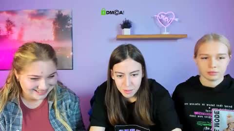 megan_cold online show from October 20, 8:52 am
