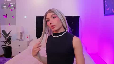 megan do santos online show from February 3, 7:51 pm