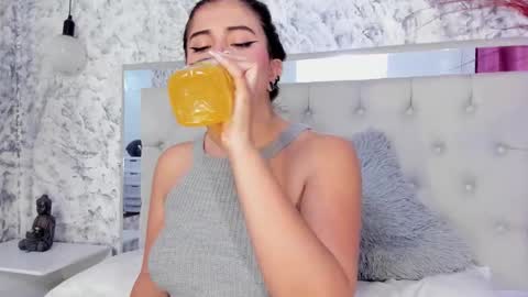 Snapshot of megan_rossee1 chatting on October 21, 11:48 am MEGAN online show from October 21, 11:48 am