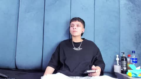 megan_thompsonn_ online show from March 27, 8:26 am