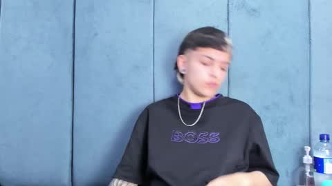 megan_thompsonn_ online show from June 10, 2:22 am