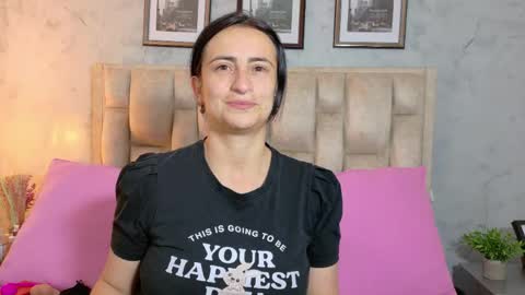 meganfennix online show from June 8, 11:55 am