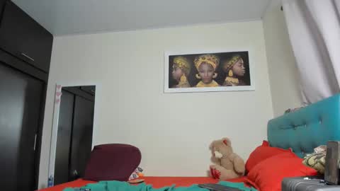 megan        online show from February 18, 2:44 am