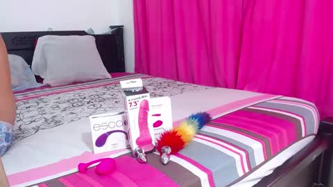 Megan and Brad online show from December 12, 3:16 pm