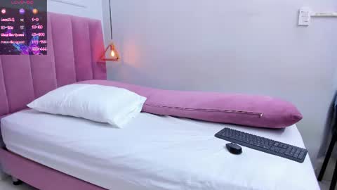 Megan  online show from June 10, 7:57 pm