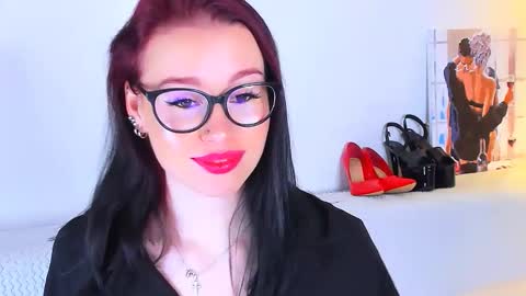 Snapshot of meganstones chatting on October 27, 9:15 pm Megan online show from October 27, 9:15 pm