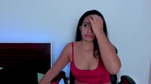 megansweetcome online show from April 18, 7:18 pm