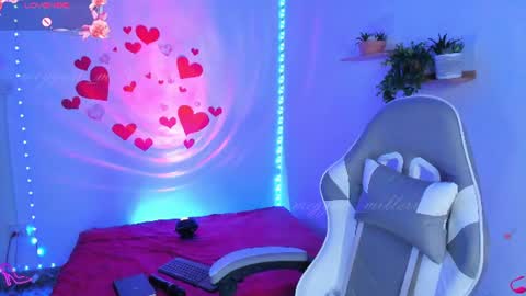   online show from June 19, 1:55 am