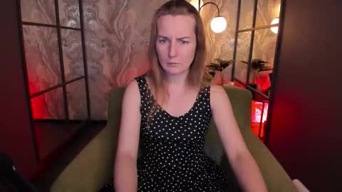 Meggy online show from January 8, 1:50 pm