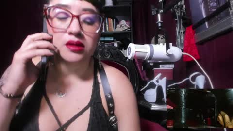 Goddess Sara online show from March 27, 9:16 pm