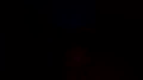 mel944812 online show from April 3, 7:37 am