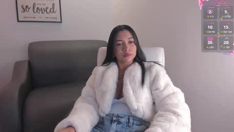 melan_owen online show from September 24, 10:44 am
