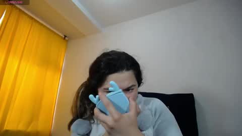 Melanie Parker online show from May 13, 12:37 pm