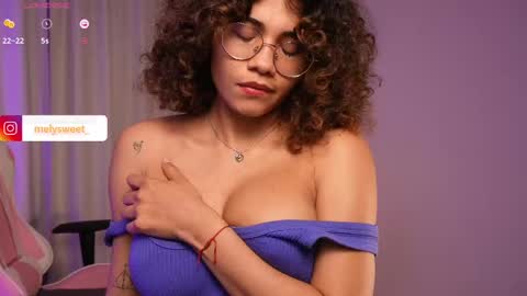Snapshot of melanieryann_ chatting on February 22, 7:34 am Ig melysweet   online show from February 22, 7:34 am